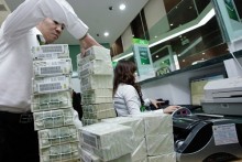 Vietnam says no changes to dollar/dong rate