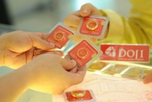 Giá vàng giảm tháng thứ 2 liên tiếp