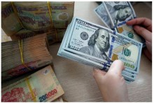 Vietnam prepares to prop up currency, ready to sell greenback