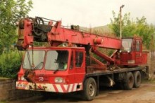 Crane owners volunteer to annual vehicle checks