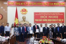 Hai dự án hơn 220 triệu USD tại Thái Nguyên được trao giấy chứng nhận đầu tư