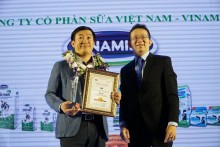Vinamilk tiếp tục được vinh danh Top 10 thương hiệu “Tin và Dùng”