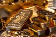 Gold price may continue to increase after peaking